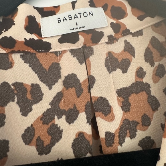 Babaton silk tank top from Aritzia - Picture 2 of 2